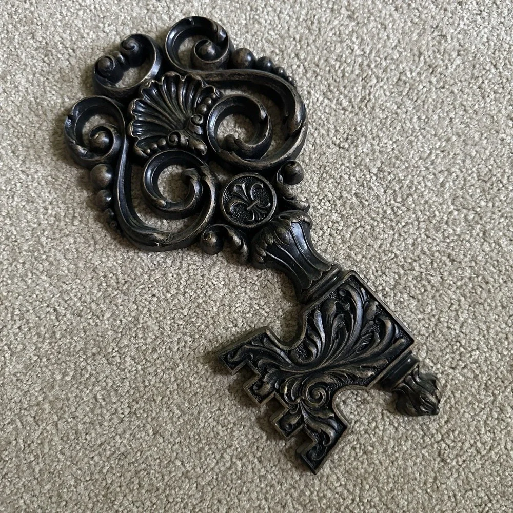 Vtg Syroco Dart Skeleton Keys Wall Decor Set Of 3 Mid Century Plastic Black/gold